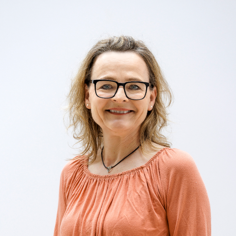 Annemarie Bannert